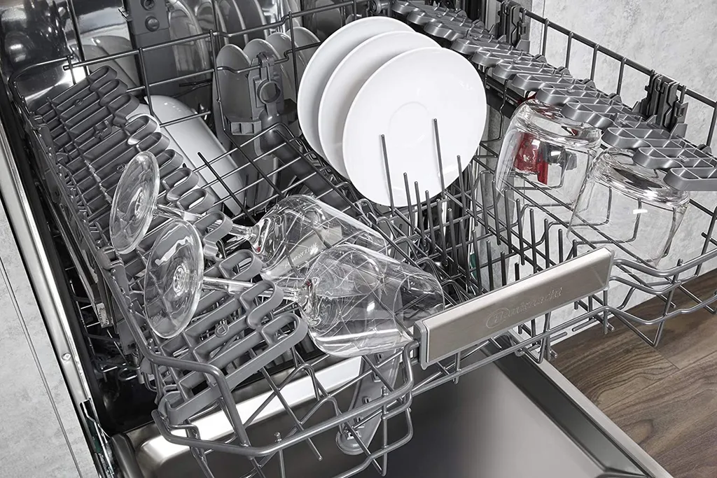 Bauknecht BRBE 2B19 X Geschirrspüler Integrierbarer Geschirrspüler / Startzeitvorwahl / 5 Standardprogramme/ Expressprogramm/ Option Halbe Beladung / Vollwasserschutz 7 Bauknecht BRBE 2B19 X Geschirrspüler Integrierbarer Geschirrspüler / Startzeitvorwahl / 5 Standardprogramme/ Expressprogramm/ Option Halbe Beladung / Vollwasserschutz - Image 5