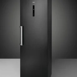 AEG RKB738E5MB Freistehender Kühlschrank / 1860 Mm / / 380 L / CustomFlex - Flexibles Türablagesystem / Null-Grad-Schublade / Farbe: Black Stainless Steel, Seiten Dunklegrau -Angebote Herd Liebe Store 0f6acca7bae2e3677c2224df6f6a1acf