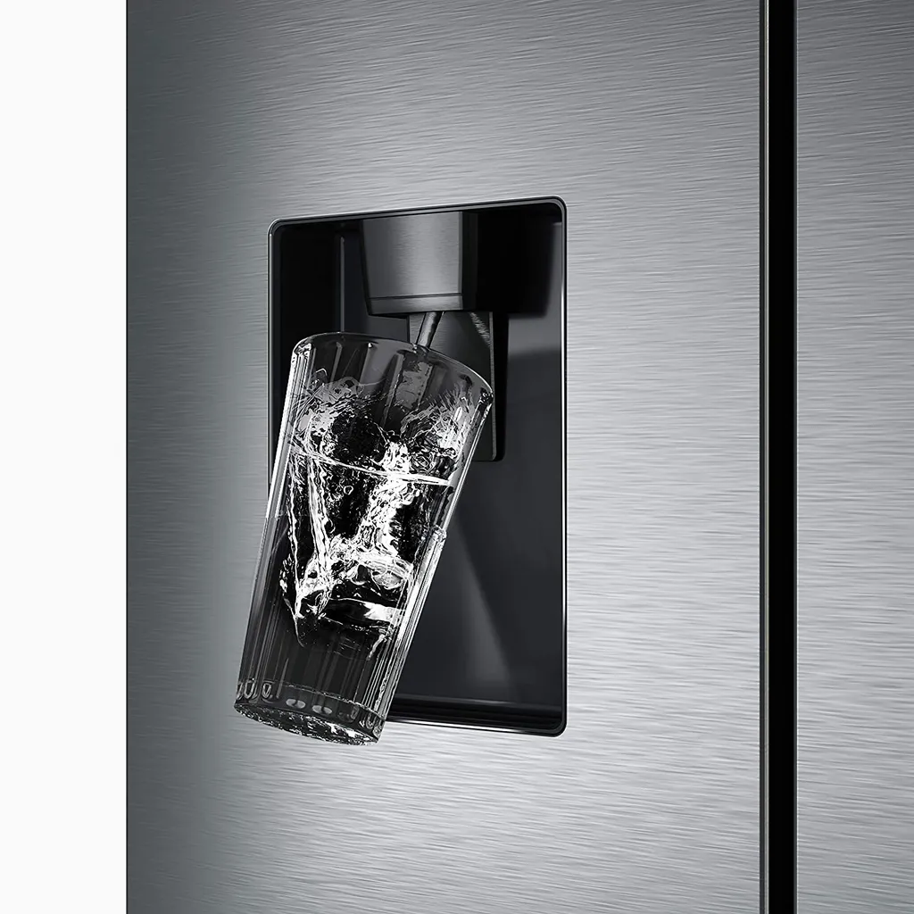 Hisense RF632N4WIE French Door Kühl-Gefrierkombination/ NoFrostPlus/ Inverter-Kompressor/ Wasserspender/ CrispZone/ 200 Cm/ Kühlteil 336 L/ Gefrierteil 149 L/ 38 DB/ 295 KWh/ Jahr/ Inox-Look 9 Hisense RF632N4WIE French Door Kühl-Gefrierkombination/ NoFrostPlus/ Inverter-Kompressor/ Wasserspender/ CrispZone/ 200 Cm/ Kühlteil 336 L/ Gefrierteil 149 L/ 38 DB/ 295 KWh/ Jahr/ Inox-Look – Bild 7