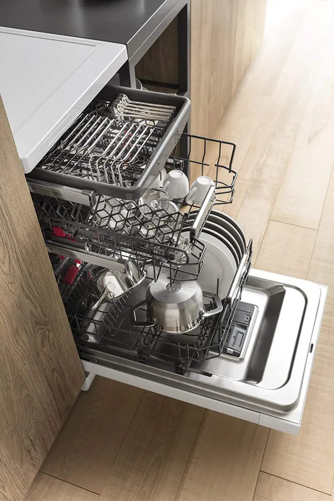 Whirlpool Bauknecht BSFO 3O23 PF Geschirrspüler 45 Cm - Weiß 9 Whirlpool Bauknecht BSFO 3O23 PF Geschirrspüler 45 Cm - Weiß - Image 7