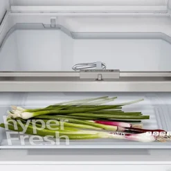 Bosch Siemens KI51RADF0 IQ500 Einbau-Kühlschrank / F / 133 KWh/Jahr / 247 L / HyperFresh Plus / LED Beleuchtung / SuperCooling / Flachscharnier -Angebote Herd Liebe Store d497412b0d0985a67e207eeb5d68aabf