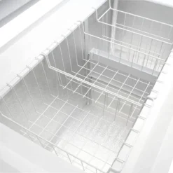 Bauknecht GTE 220 Gefriertruhe / 215 L / Space-Max/ Door Balance/ Supergefrierfunktion / Kindersicherung, Weiss -Angebote Herd Liebe Store d78f932fc4c38bf5932fff91d5bcea26