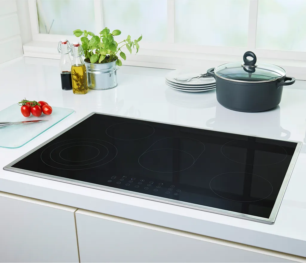PKM Glaskeramik-Kochfeld Ceranfeld Mit Edelstahlrahmen EB-C5-3KBTC Touch Control 77cm 6 PKM Glaskeramik-Kochfeld Ceranfeld Mit Edelstahlrahmen EB-C5-3KBTC Touch Control 77cm - Image 4