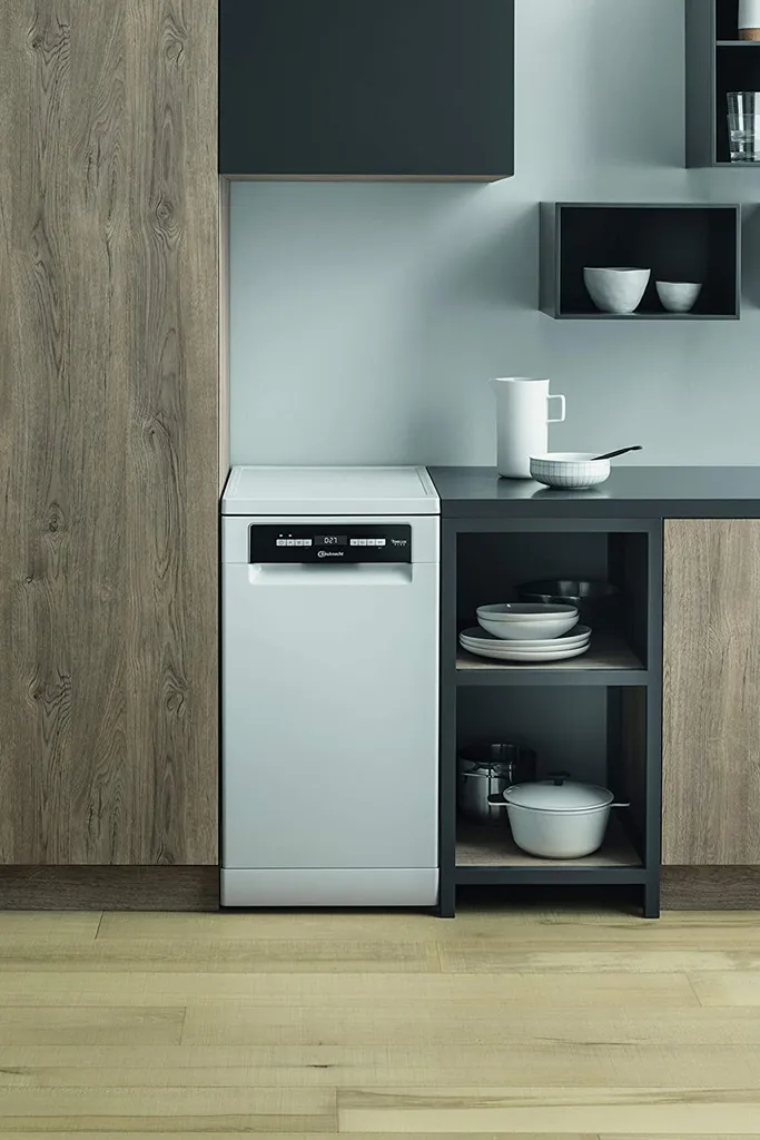 Whirlpool Bauknecht BSFO 3O23 PF Geschirrspüler 45 Cm - Weiß 5 Whirlpool Bauknecht BSFO 3O23 PF Geschirrspüler 45 Cm - Weiß - Image 3